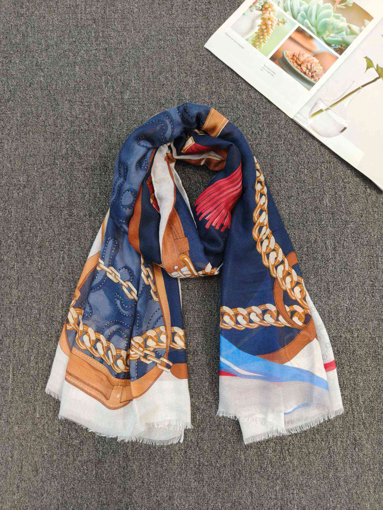 European and American style It - Beach Towel Large 评论和价格
